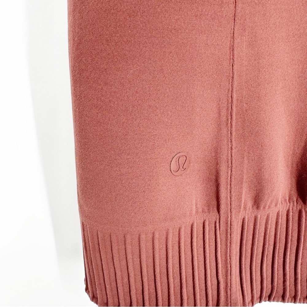 Lululemon Down and Around Puffer Down Vest Size 8 - Picture 5 of 9